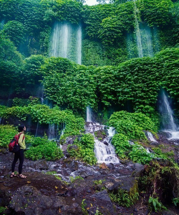 0CEB7B6B-F885-483E-8CAF-E3451E1DB14A